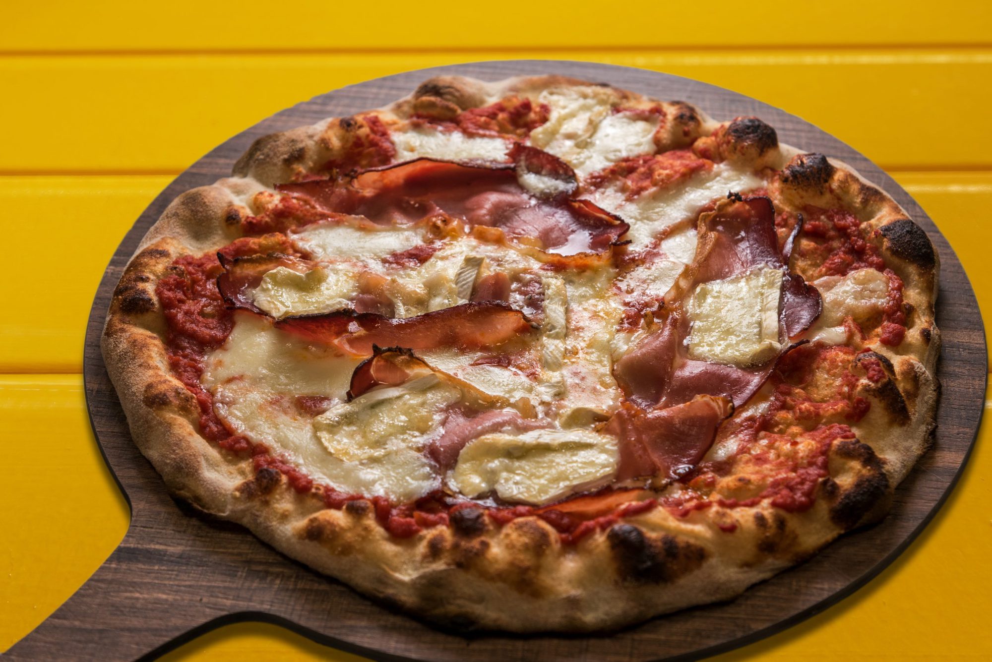 Pizza: speck e mascarpone - Sabor a Italia MX